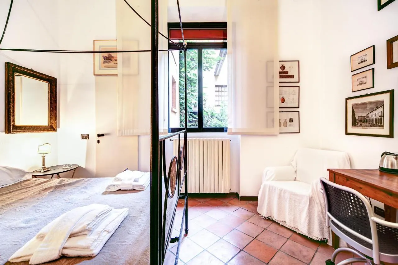 Ferienwohnung Unione - Stanza Bologna Apartment
